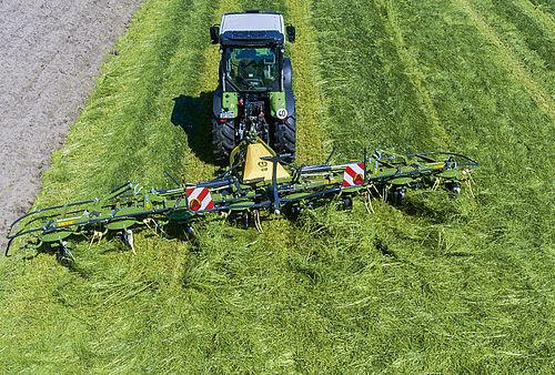 KRONE Vendro 680 Rotary Tedder